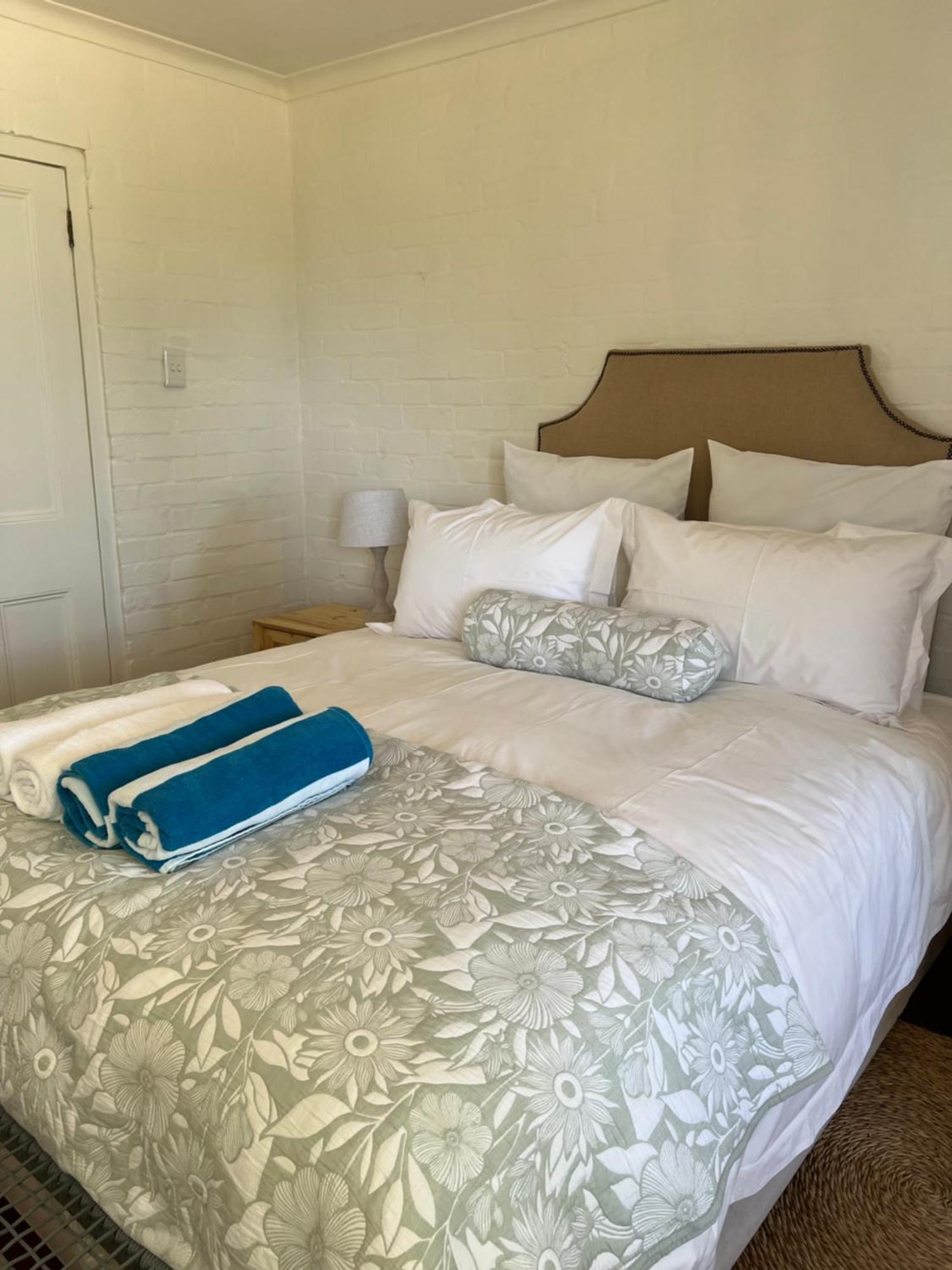 Charming One Bed With Vineyard & Mountain Views Casa de férias