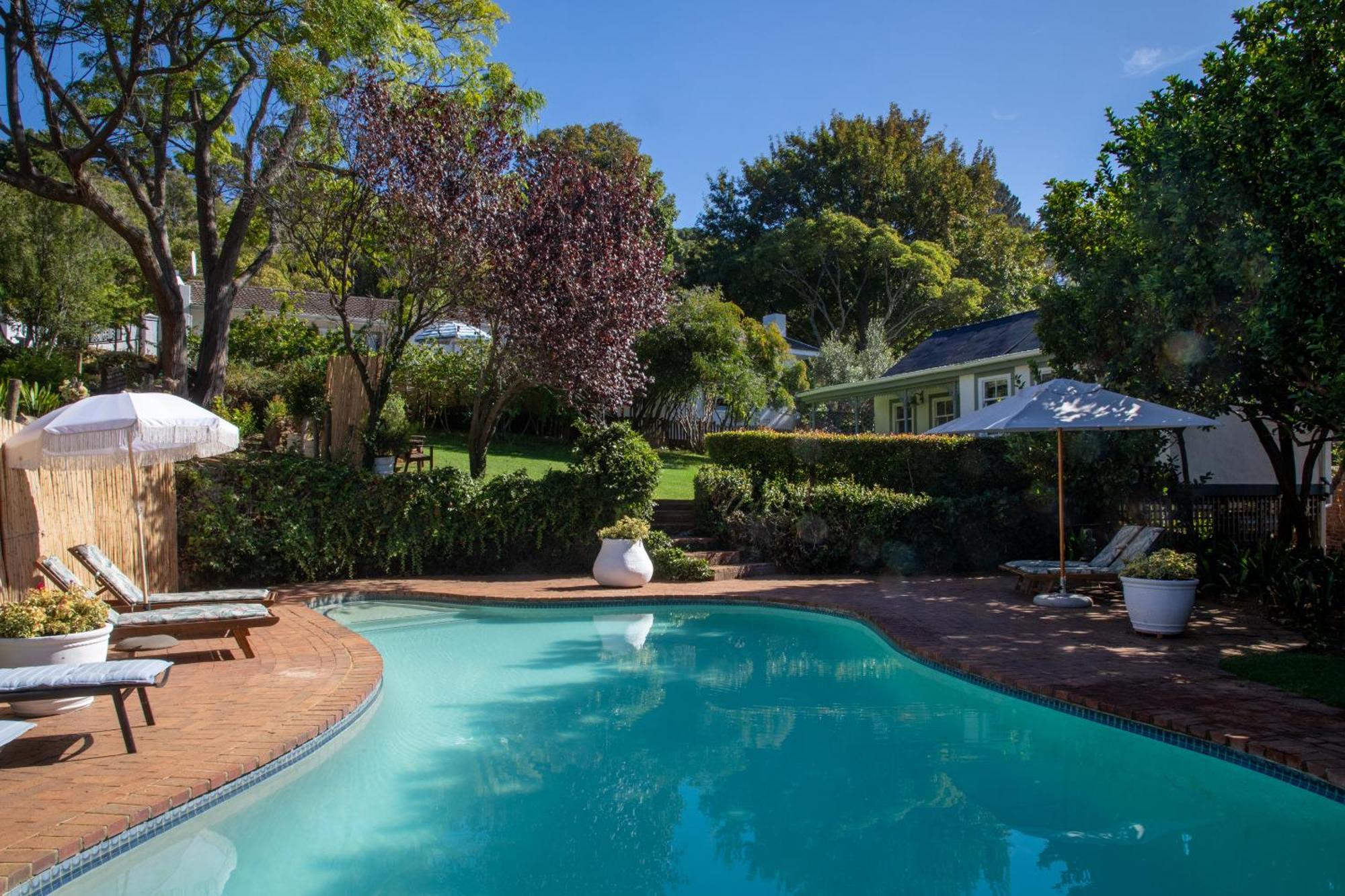 Charming One Bed With Vineyard & Mountain Views * Cape Town