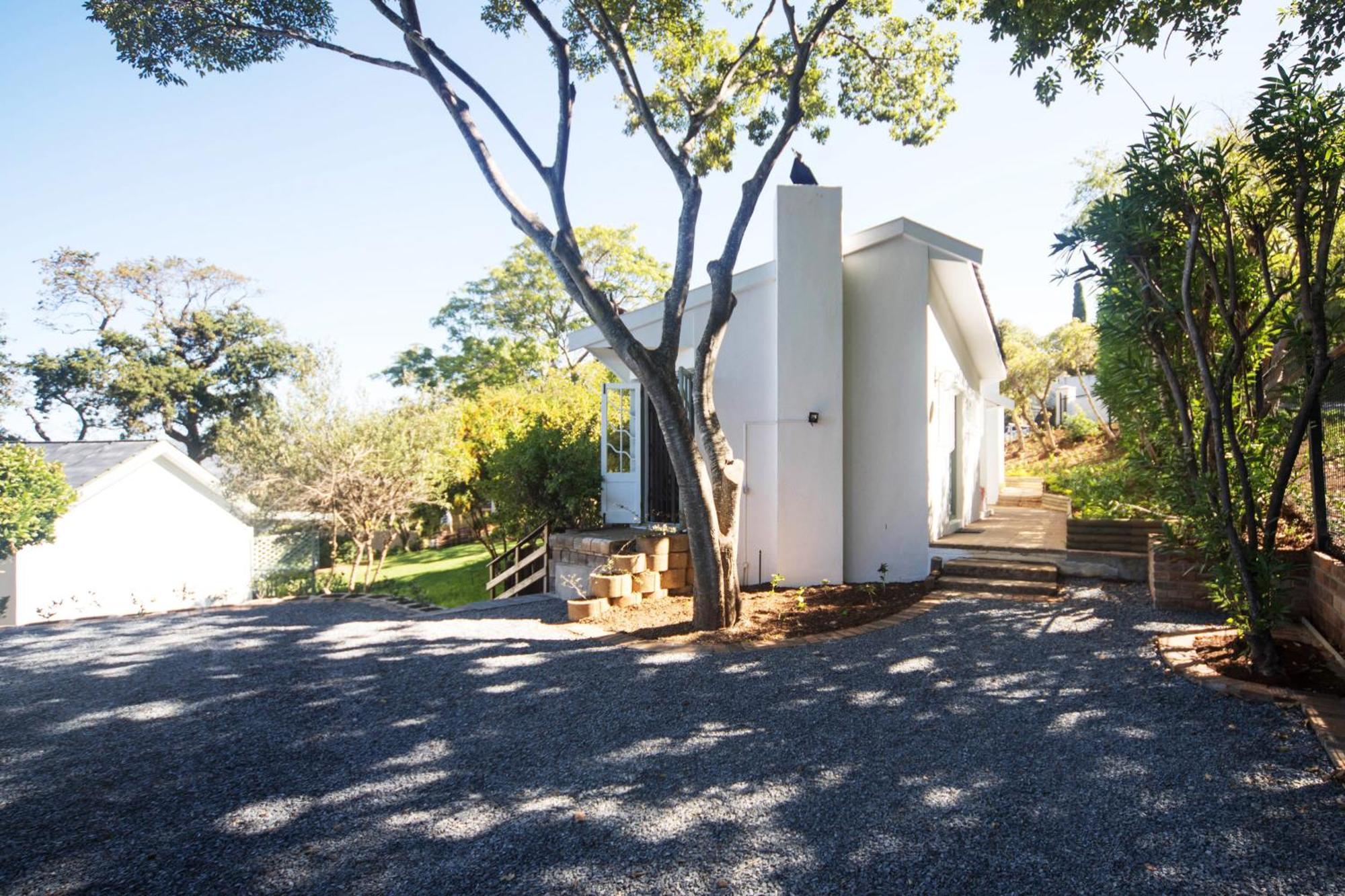 Holiday home Charming One Bed With Vineyard & Mountain Views *